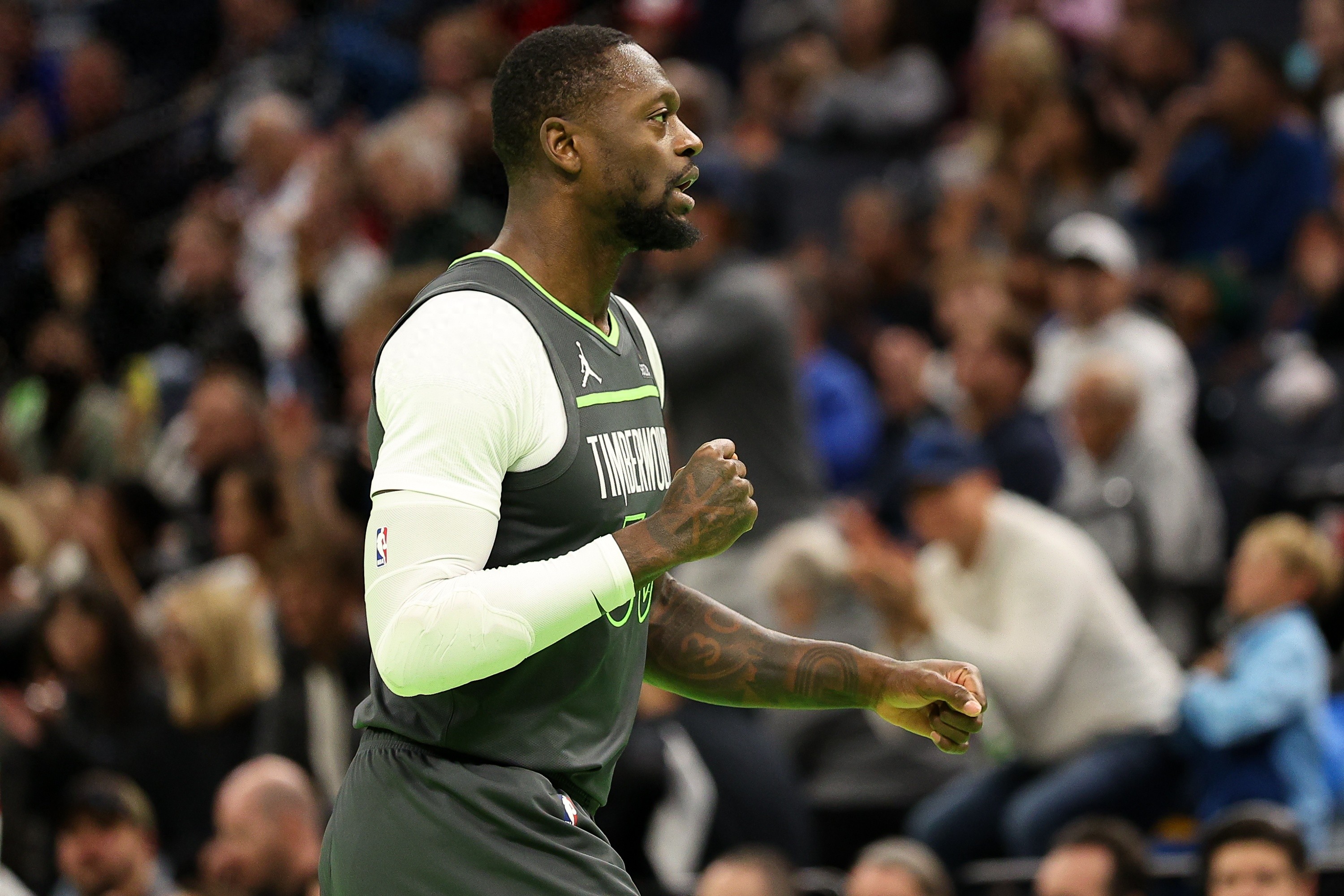 赛地聚焦——NBA常规赛赛前热度飙升；浙江稠州刷新队史纪录；球迷炸锅；高层口径保持一致的简单介绍九游游戏大全